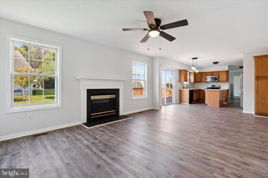 204 Longmeadow Dr, Wilmington, DE 19810 - photo 7