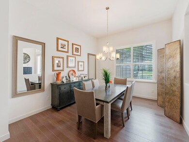 Formal Dining