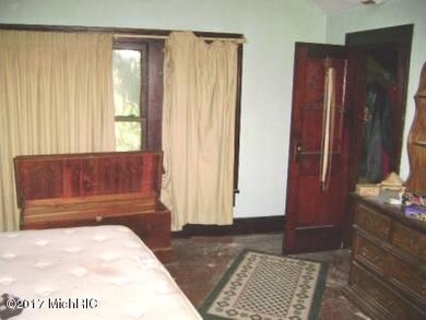 564 Cherry St, Niles, MI 49120 - photo 5