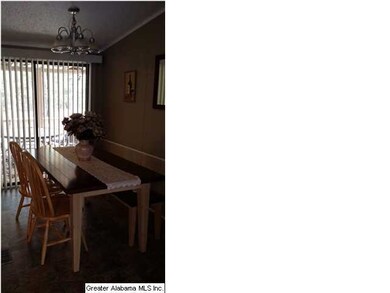 FULL SIZE DINNING ROOM