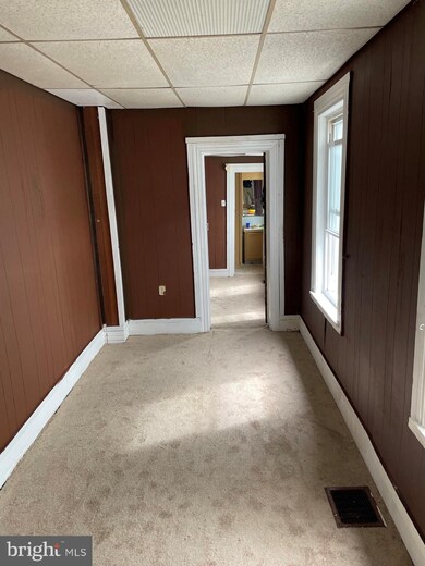 1032A Buttonwood St, Reading, PA 19604 - photo 4