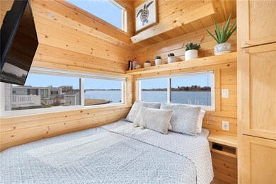 Sweeping Waterviews in Master Bedroom