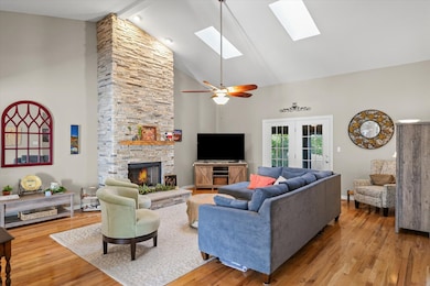 2505 Windward Blvd unit 2505, Champaign, IL 61821 - photo 7