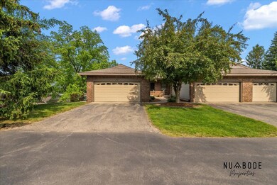 1427 Atlantic St NW unit 5, Grand Rapids, MI 49504 - photo 2