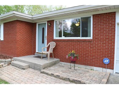 210 Greenlawn Dr, New Albany, IN 47150 - photo 2