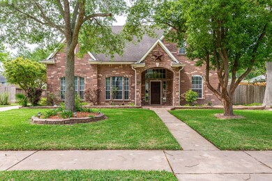 2408 San Augustine Ln, Friendswood, TX 77546 - photo 2