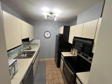 35 Des Moines Rd unit 203, Quincy, MA 02169 - photo 4