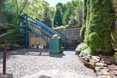 266 E Snyder Ave, Lansford, PA 18232 - photo 7