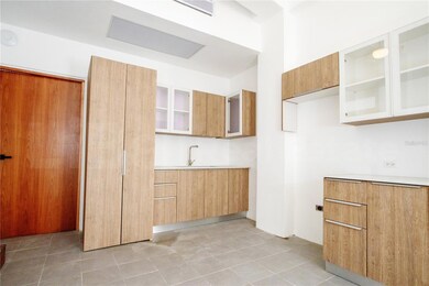 319 Recinto Sur unit 2, San Juan, PR 00901 - photo 3
