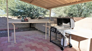 Outdoor BBQ/Bar