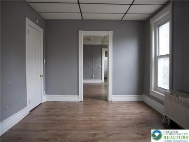544 N 6th St unit 2, Allentown, PA 18102 - photo 3
