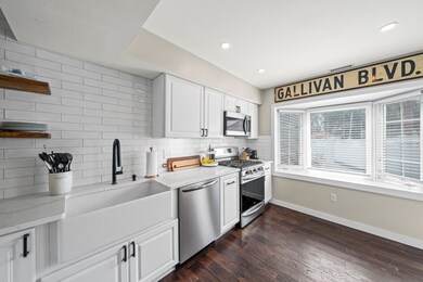 37 Wenlock Rd, Dorchester, MA 02122 - photo 3