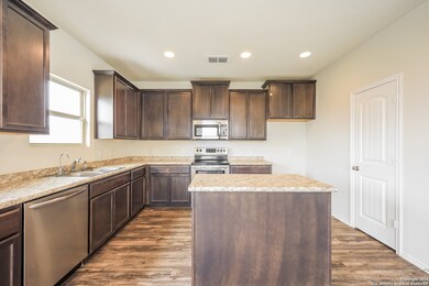 3618 Seco Tierra, San Antonio, TX 78223 - photo 4