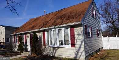 221 Front St, Palmyra, NJ 08065 - photo 5