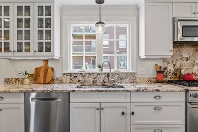 23 Neal St, Portland, ME 04102 - photo 7