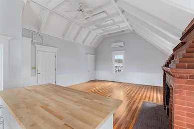 109 Pleasant St unit 201, Claremont, NH 03743 - photo 6