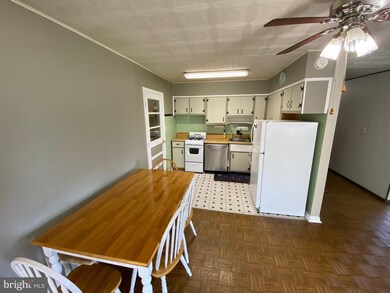 512 Milton Ave, Glen Burnie, MD 21061 - photo 7