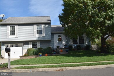 110 Independence Dr, Morrisville, PA 19067 - photo 2