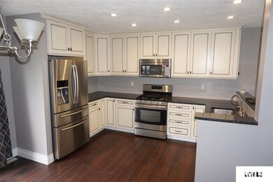 1228 N Ottawa St, Lincoln, IL 62656 - photo 4