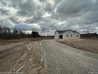 2080 Bowers Rd, Lapeer, MI 48446 - photo 2