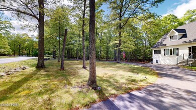 199 Spruce Run Dr, Dingmans Ferry, PA 18328 - photo 5