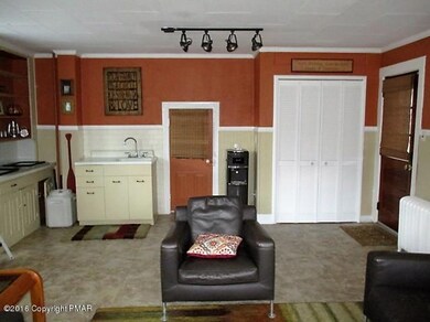 623 South Ave, Jim Thorpe, PA 18229 - photo 3