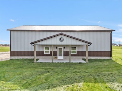 3190 Kensington Rd NE, Carrollton, OH 44615 - photo 2