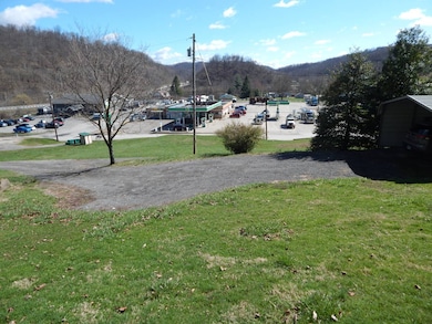 102 Sutton Ave, West Union, WV 26456 - photo 6