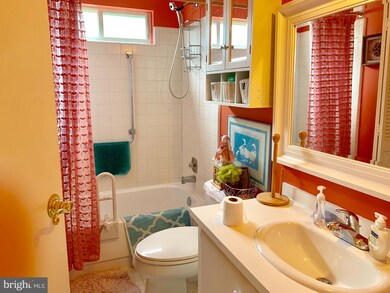 88 Buckingham Dr, Southampton, NJ 08088 - photo 7