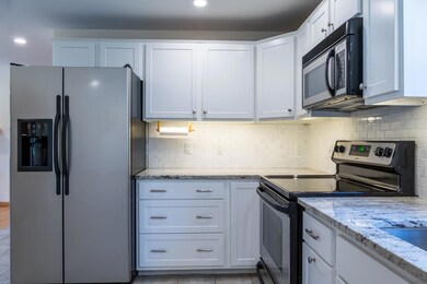 63 Windsor Post Rd, Freeport, ME 04032 - photo 6