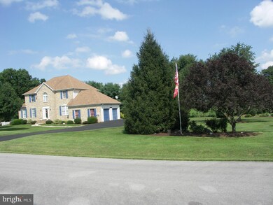 305 Apple Cross Rd, Harpers Ferry, WV 25425 - photo 2