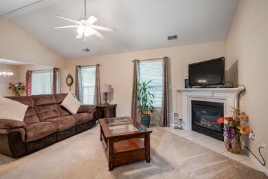 10105 Trotter Trace, Louisville, KY 40228 - photo 6