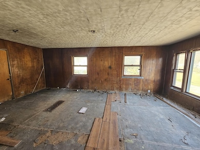 94 Paynes Ln, Pineville, KY 40977 - photo 7