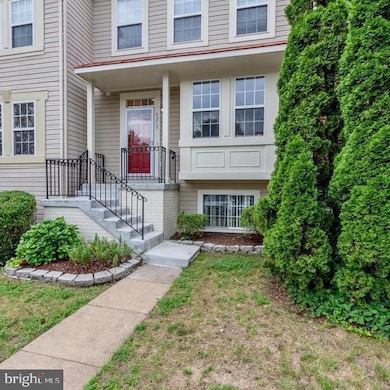 9215 Mccarty Rd, Lorton, VA 22079 - photo 2