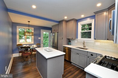 313 W Graisbury Ave, Audubon, NJ 08106 - photo 6