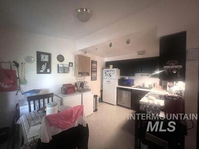 1113/1115 S Ivy St, Nampa, ID 83686 - photo 6
