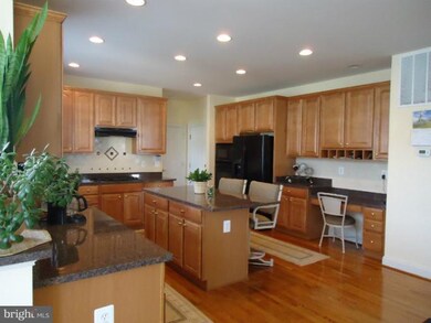 8919 Ricky Trevor Rd, Perry Hall, MD 21128 - photo 6