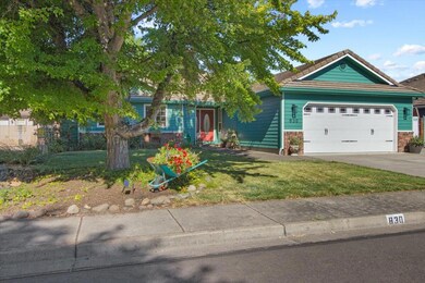 02-830 Amanda Way-2