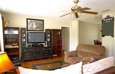 6833 East Rd, Jacksonville, FL 32216 - photo 5