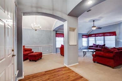 221 Shady Timbers Ln, Murphy, TX 75094 - photo 3