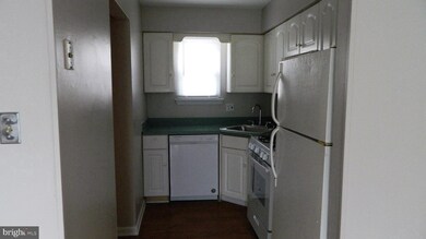 512 Unit B Chestnut St, Glendora, NJ 08029 - photo 5