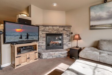 61201 Dayspring Dr, Bend, OR 97702 - photo 5