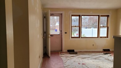 193 Manzella Ct unit 195, Rockland, MA 02370 - photo 4