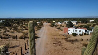 picture rocks flat lots_nice saguaros