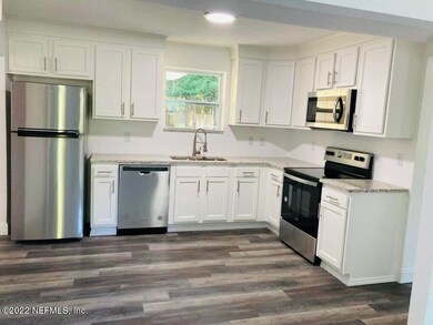 5537 Alpha Ave, Jacksonville, FL 32205 - photo 4