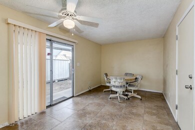 4658 W Caron St, Glendale, AZ 85302 - photo 6