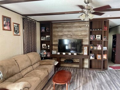 884 County Road 4790, Boyd, TX 76023 - photo 2