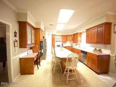 207 N Pinecrest Dr, Eunice, LA 70535 - photo 4
