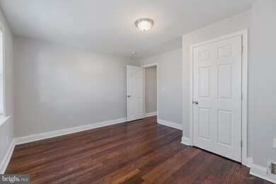 122 Sollers Point Rd, Dundalk, MD 21222 - photo 7