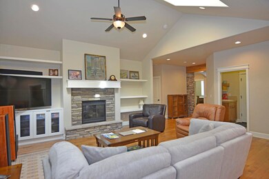 20114 Stonegate Dr, Bend, OR 97702 - photo 5